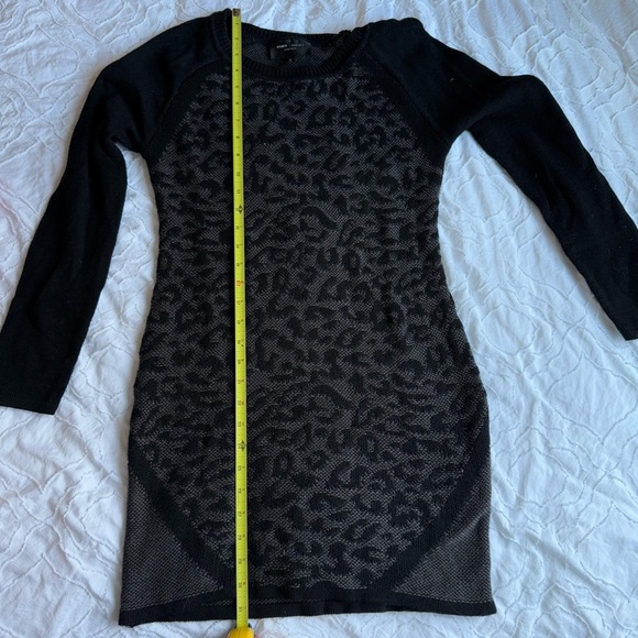 Romeo and Juliet Couture Cheetah Knit Long Sleeve Dress - Picture 6 of 6